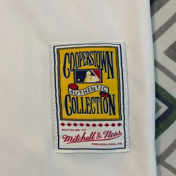 Mitchell & Ness Braves White and Blue Jersey Hank Aaron #44 Throwback - Picture 5 of 10